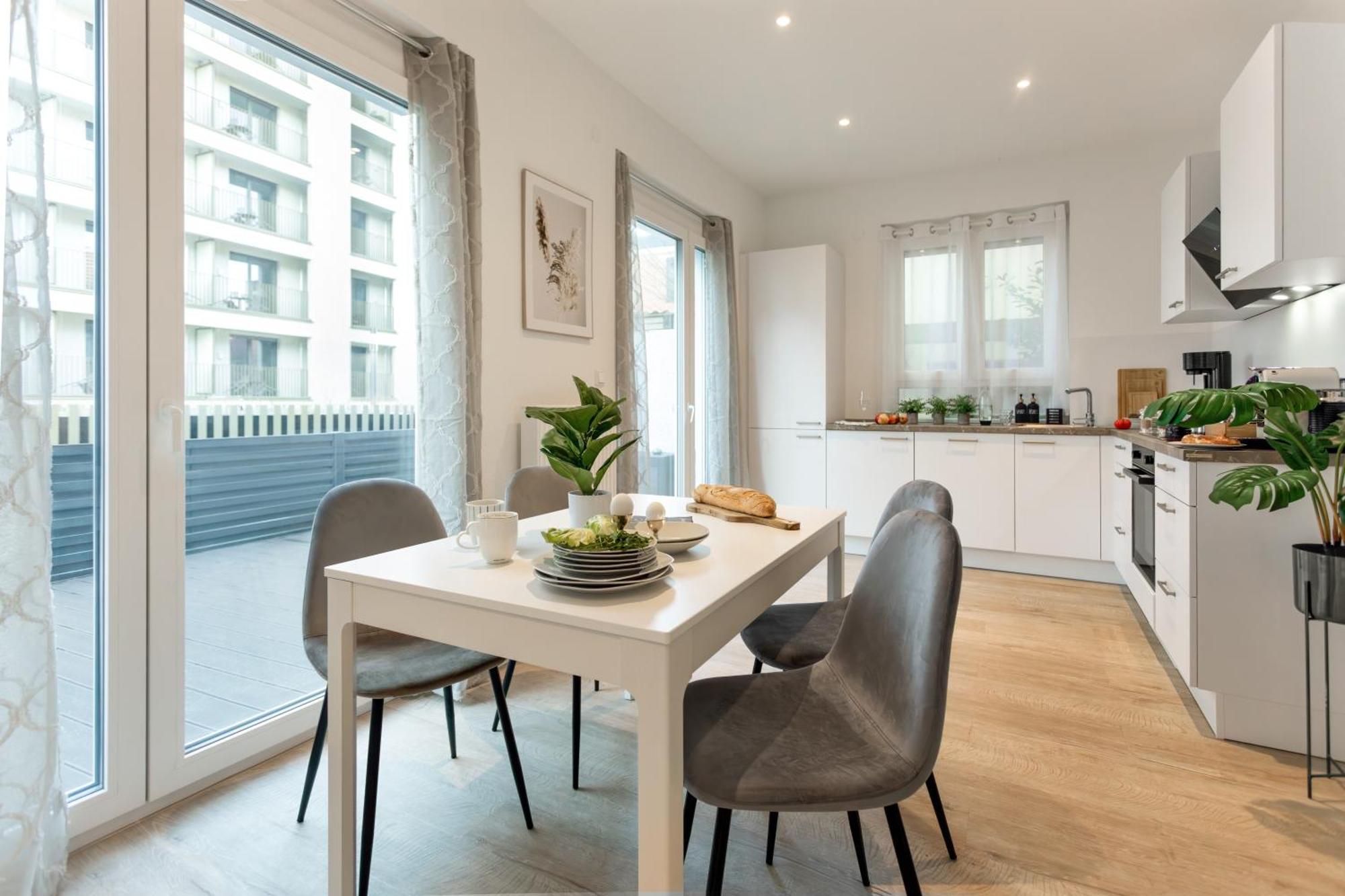 Rosenberg-Suites - Zentral, Stellplatz, Grosse Terasse, Business & Privat Heilbronn Exterior foto
