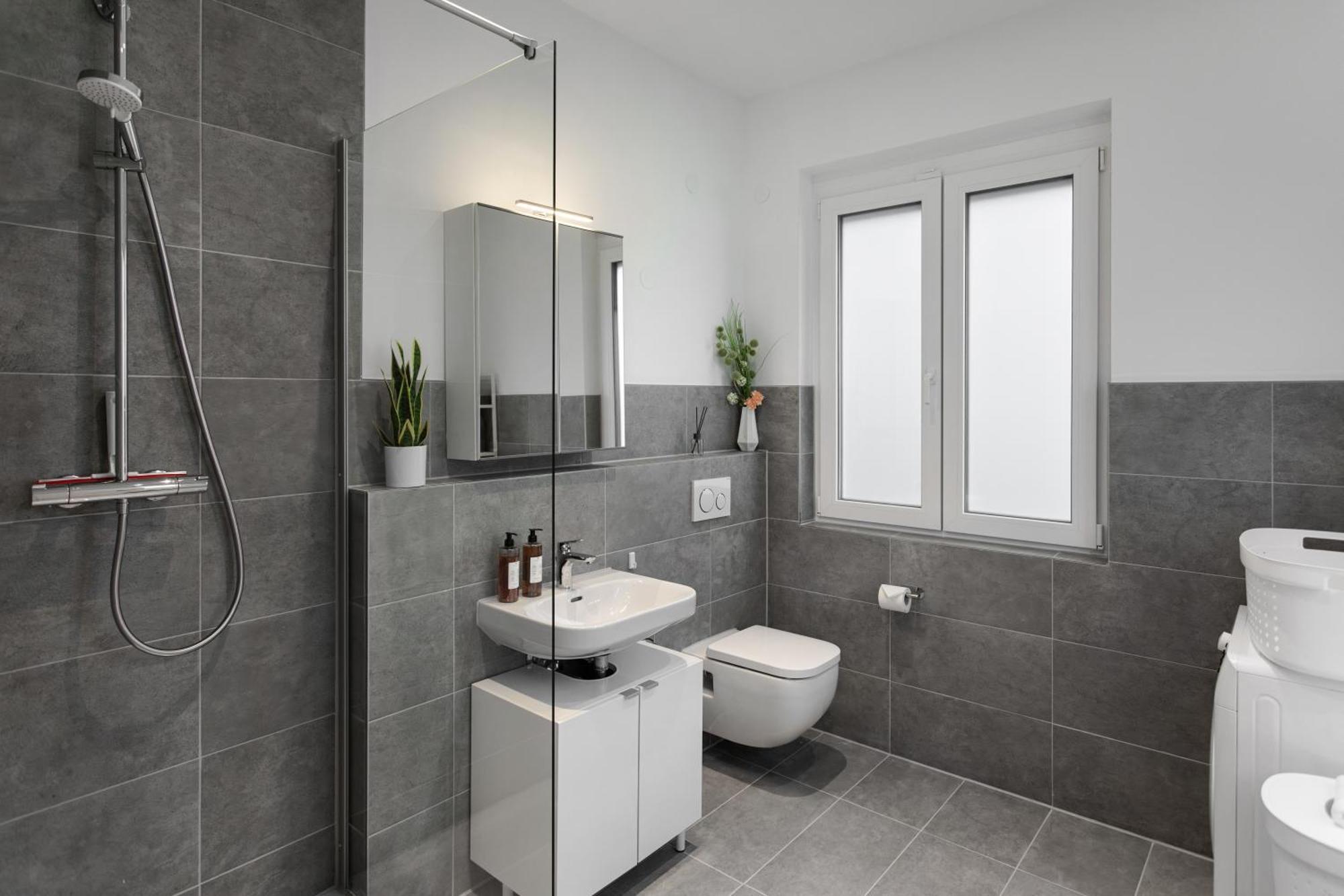 Rosenberg-Suites - Zentral, Stellplatz, Grosse Terasse, Business & Privat Heilbronn Exterior foto
